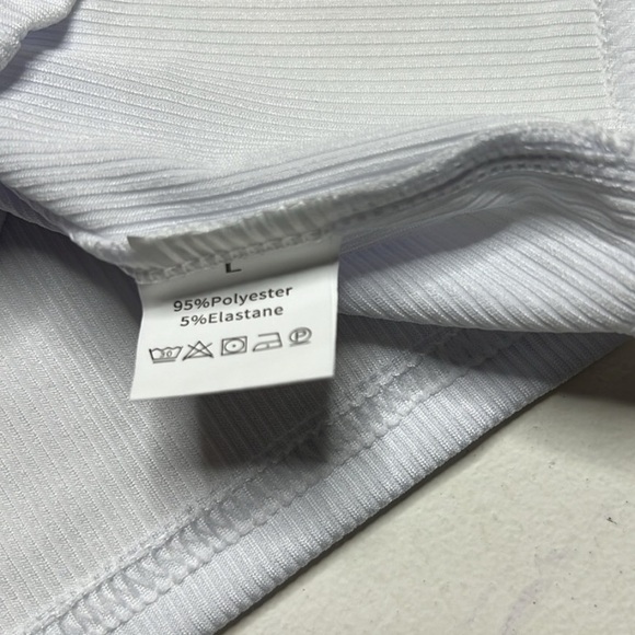 New Summery Tank Tops - Picture 4 of 4